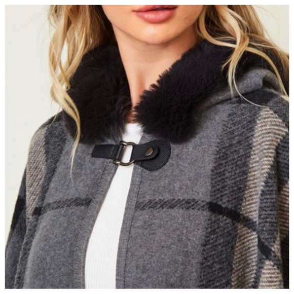 #47 Boho Fabulous Plaid Fur Trim Hooded Oversized Cozy Jacket Poncho - Picture 7 of 11